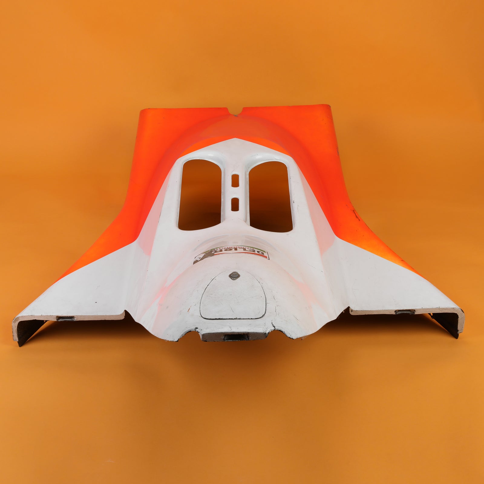 Season Launch LOT 061 - Niki Lauda 1982 McLaren MP4/1 Race Used Engine Cover