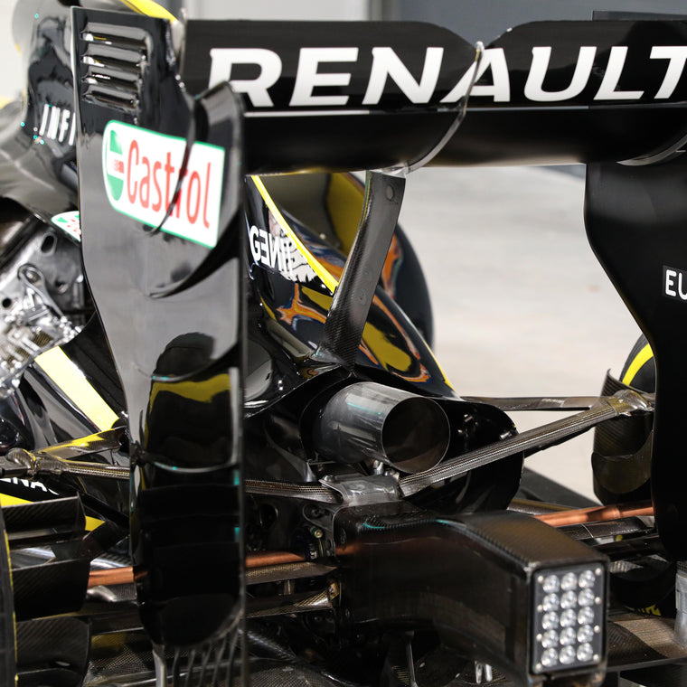2014 Lotus E22-03 Formula 1 rolling chassis with 2019 RS19 livery, full-size premium motorsport collector showpiece