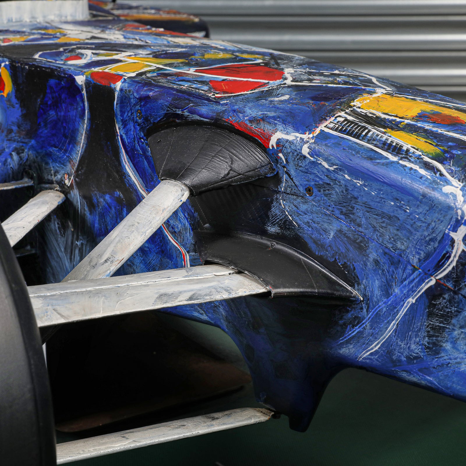 Season Launch LOT 008 – Sauber C20 F1 Team 2001 Wind Tunnel Model - 50% Scale