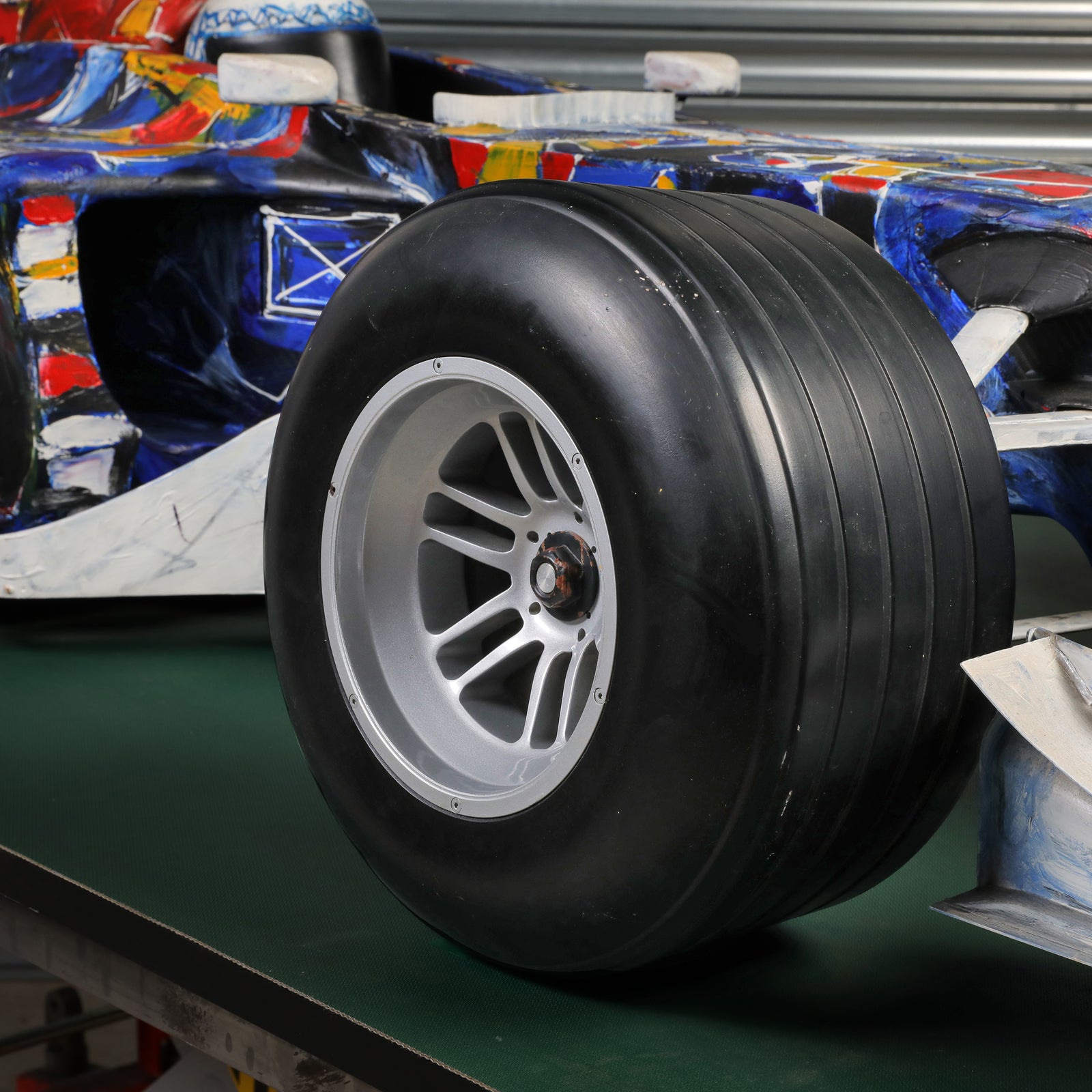 Season Launch LOT 008 – Sauber C20 F1 Team 2001 Wind Tunnel Model - 50% Scale