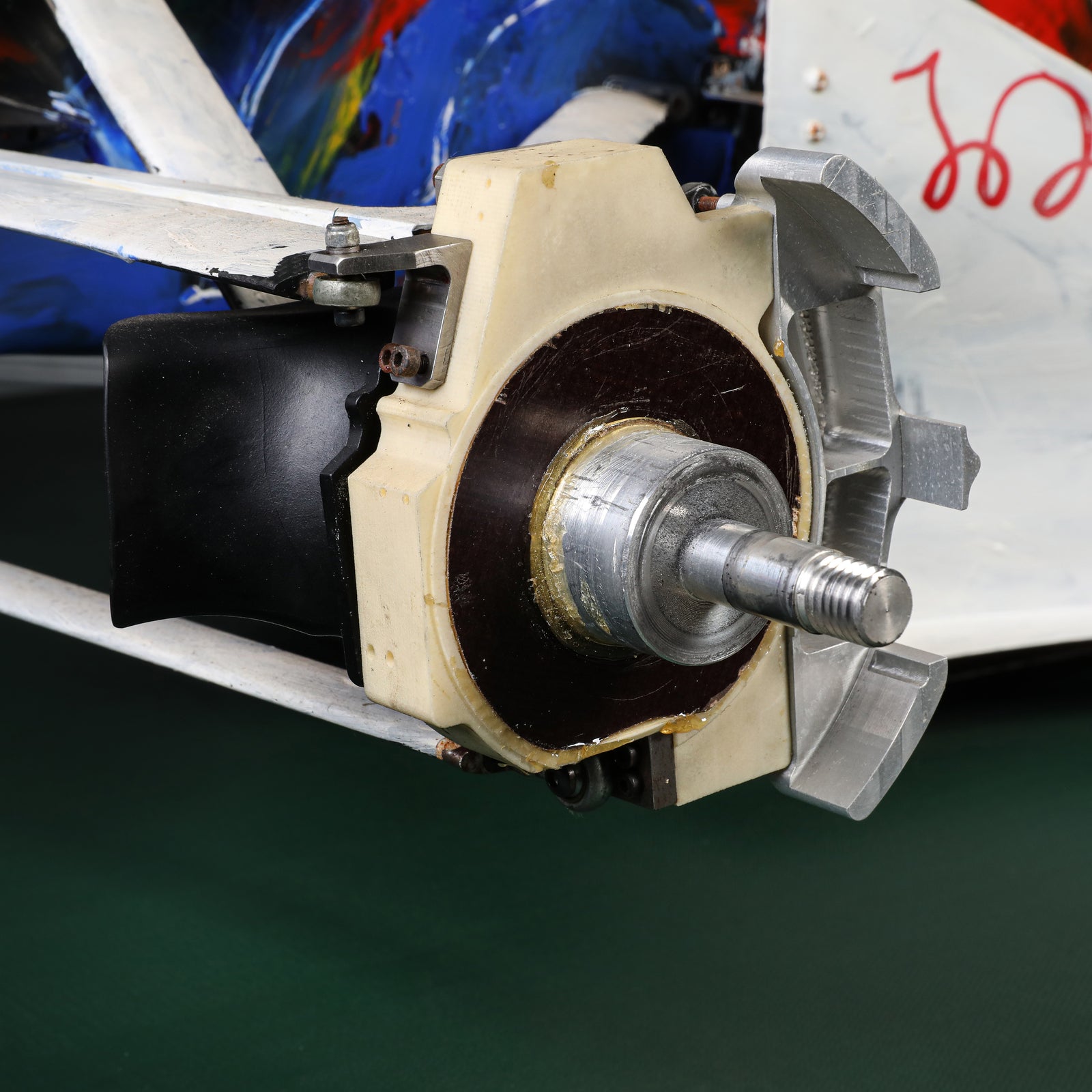 Season Launch LOT 008 – Sauber C20 F1 Team 2001 Wind Tunnel Model - 50% Scale