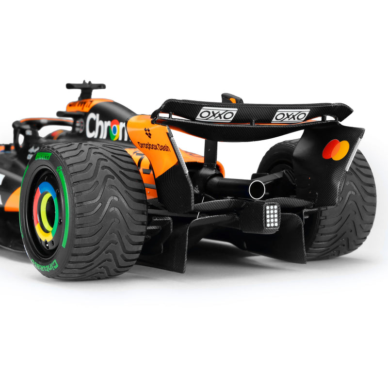 Oscar Piastri 2025 McLaren MCL39 1:18 Scale Model Australian GP Edition
