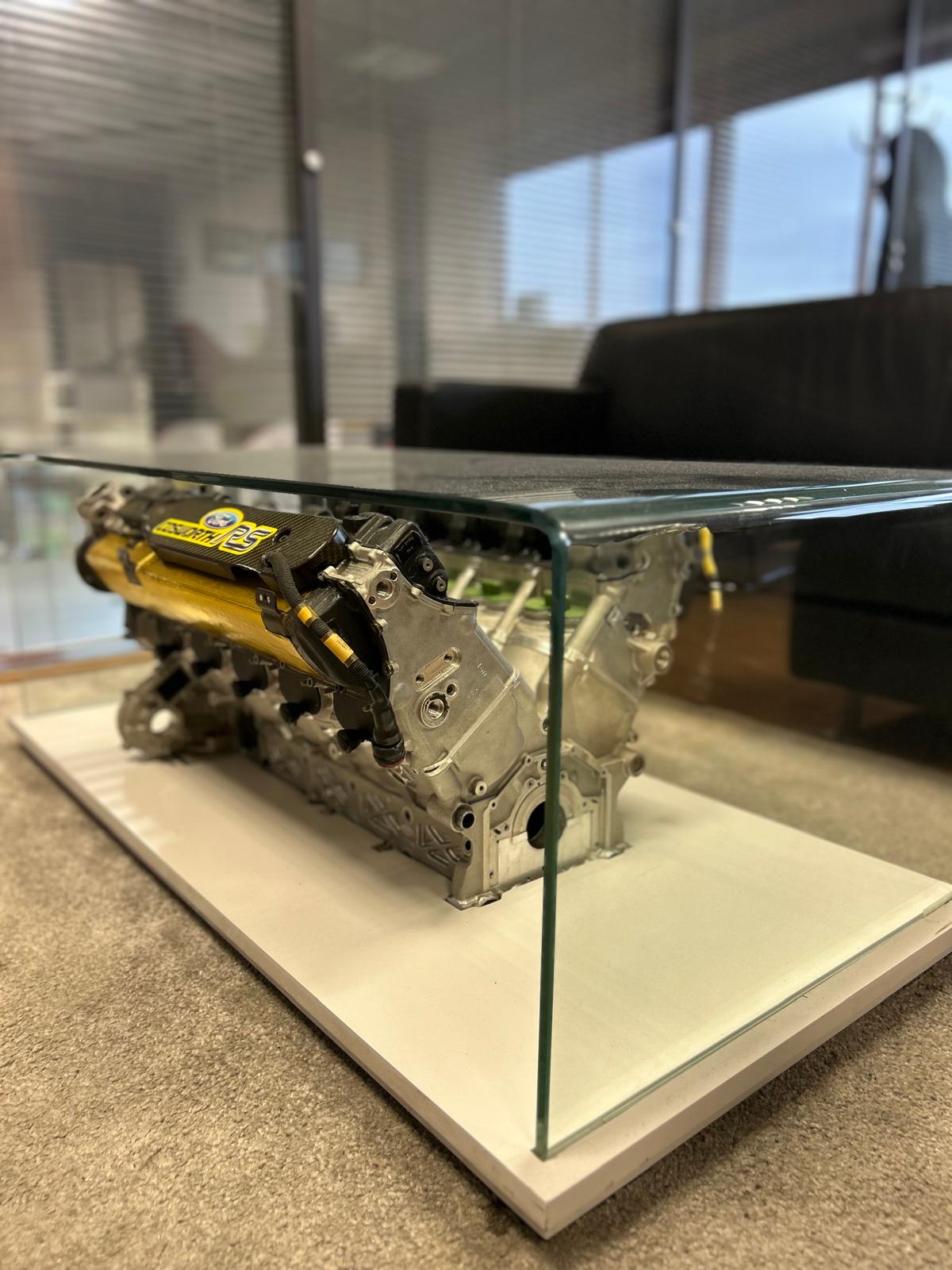 LOT 535 – Ford Cosworth CR 3.0L V10 Engine Table