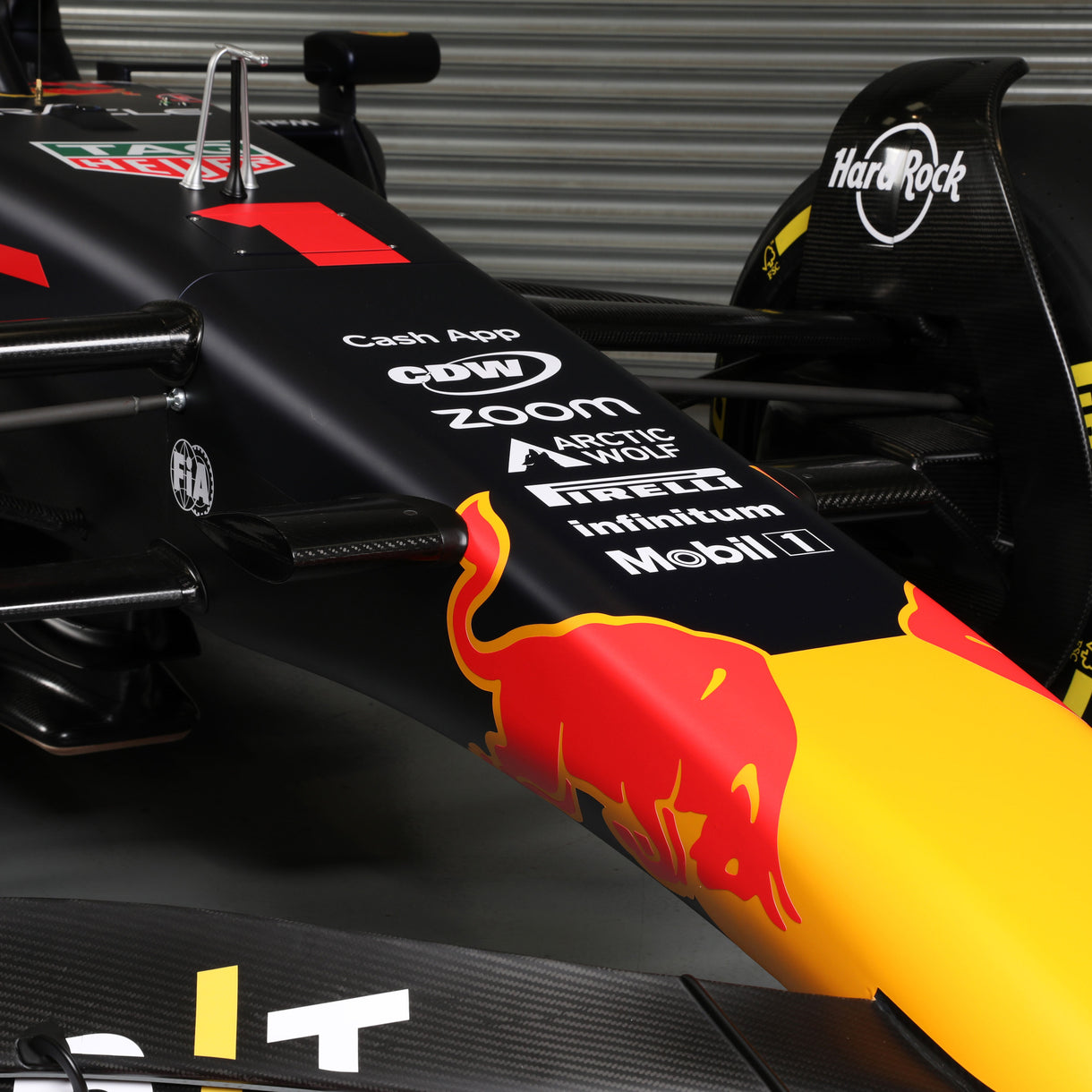 Official Oracle Red Bull Racing 2023 RB19 Show Car