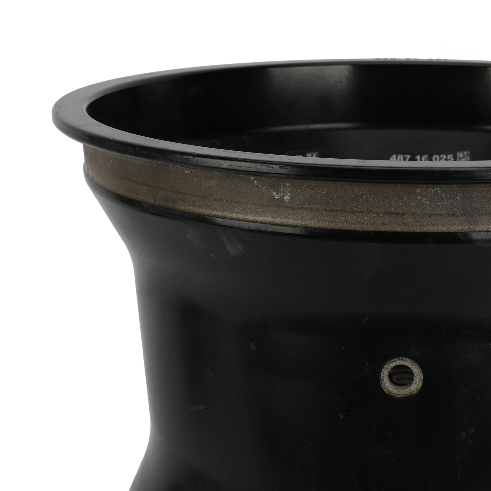 Auction LOT 115 - Renault R.S.16 2016 Season Used Rear Wheel Rim