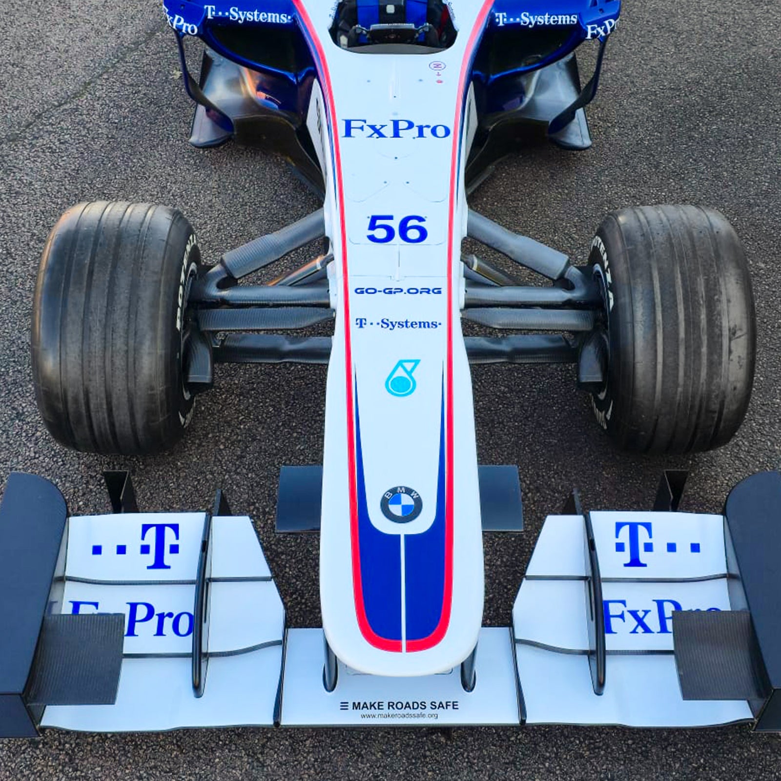 LOT 007 - (Sold by Private Treaty) - BMW Sauber 2009 F1.09-02 Rolling Chassis