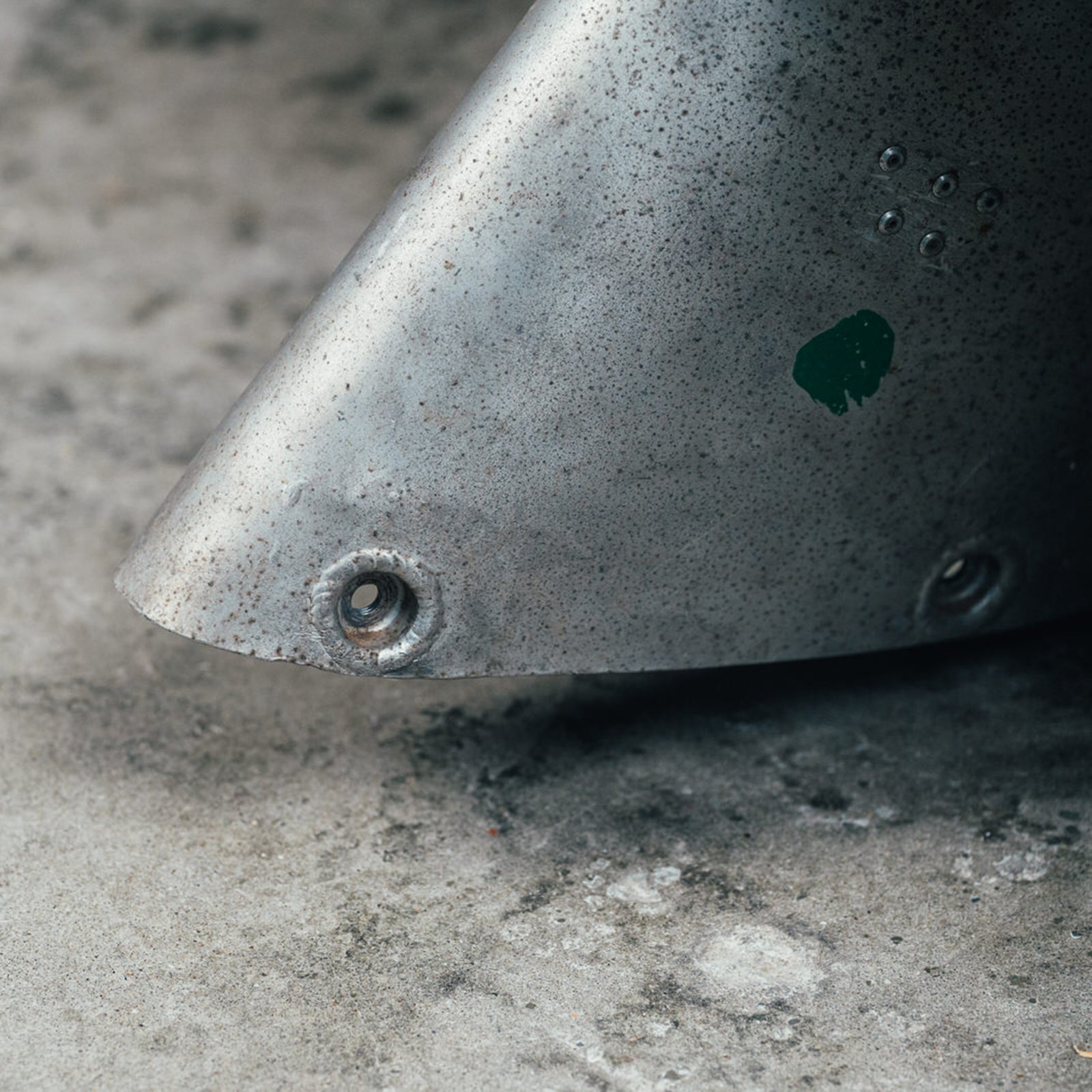 LOT 613 - 1977 Ferrari 312T Niki Lauda Rear Wing Photo Match