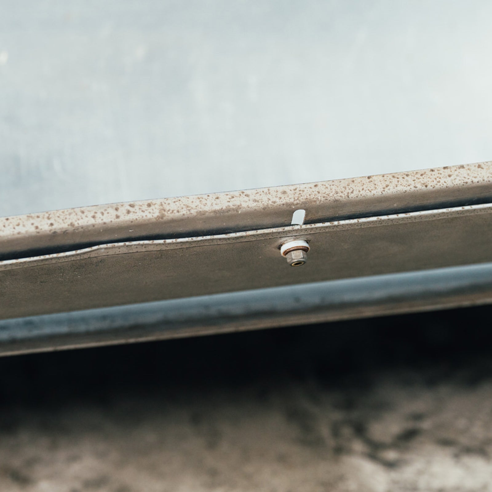 LOT 613 - 1977 Ferrari 312T Niki Lauda Rear Wing Photo Match