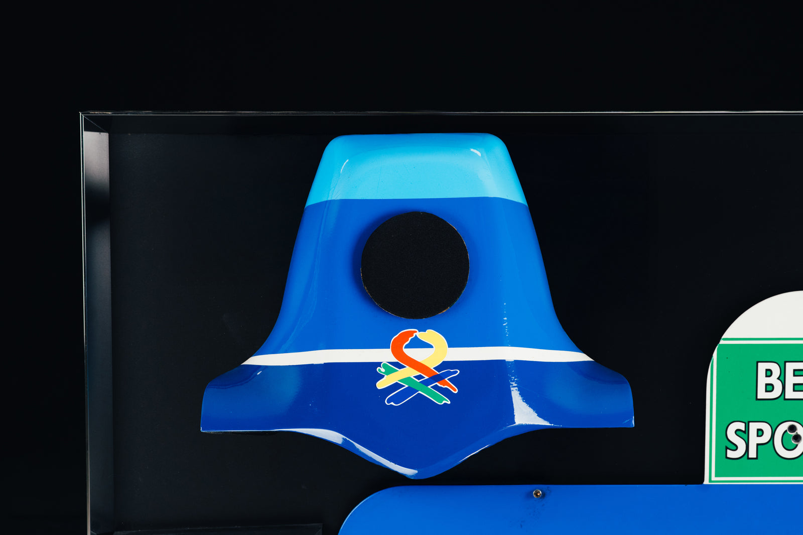 Miami Auction LOT 016 - Michael Schumacher 1995 Benetton B195 Head Rest & Rear Wing Right-Hand Endplate –  Signed Framed