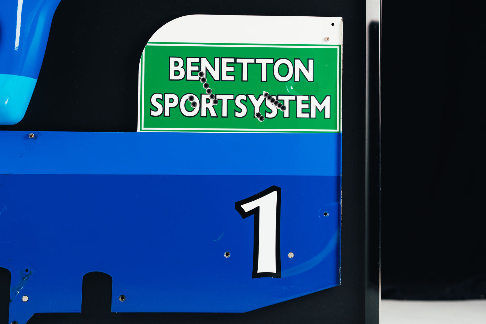Miami Auction LOT 016 - Michael Schumacher 1995 Benetton B195 Head Rest & Rear Wing Right-Hand Endplate –  Signed Framed