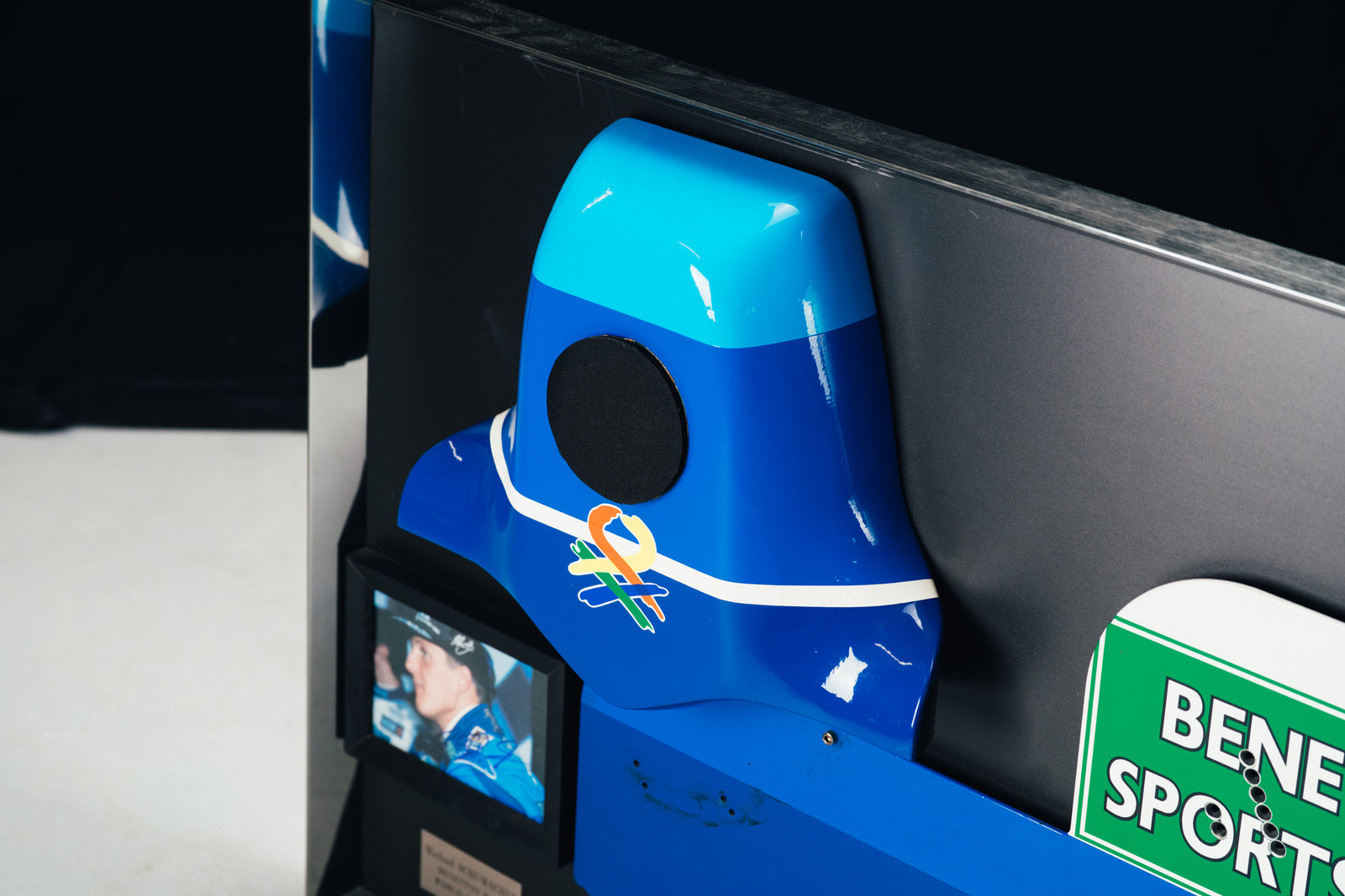 Miami Auction LOT 016 - Michael Schumacher 1995 Benetton B195 Head Rest & Rear Wing Right-Hand Endplate –  Signed Framed