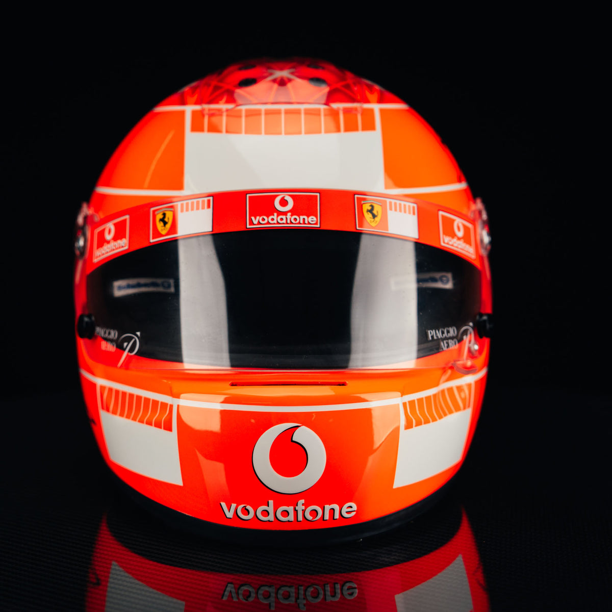 The Austin Auction LOT 028 - Michael Schumacher Signed 2006 Ferrari-Design Replica Helmet – Limited Edition 017/150