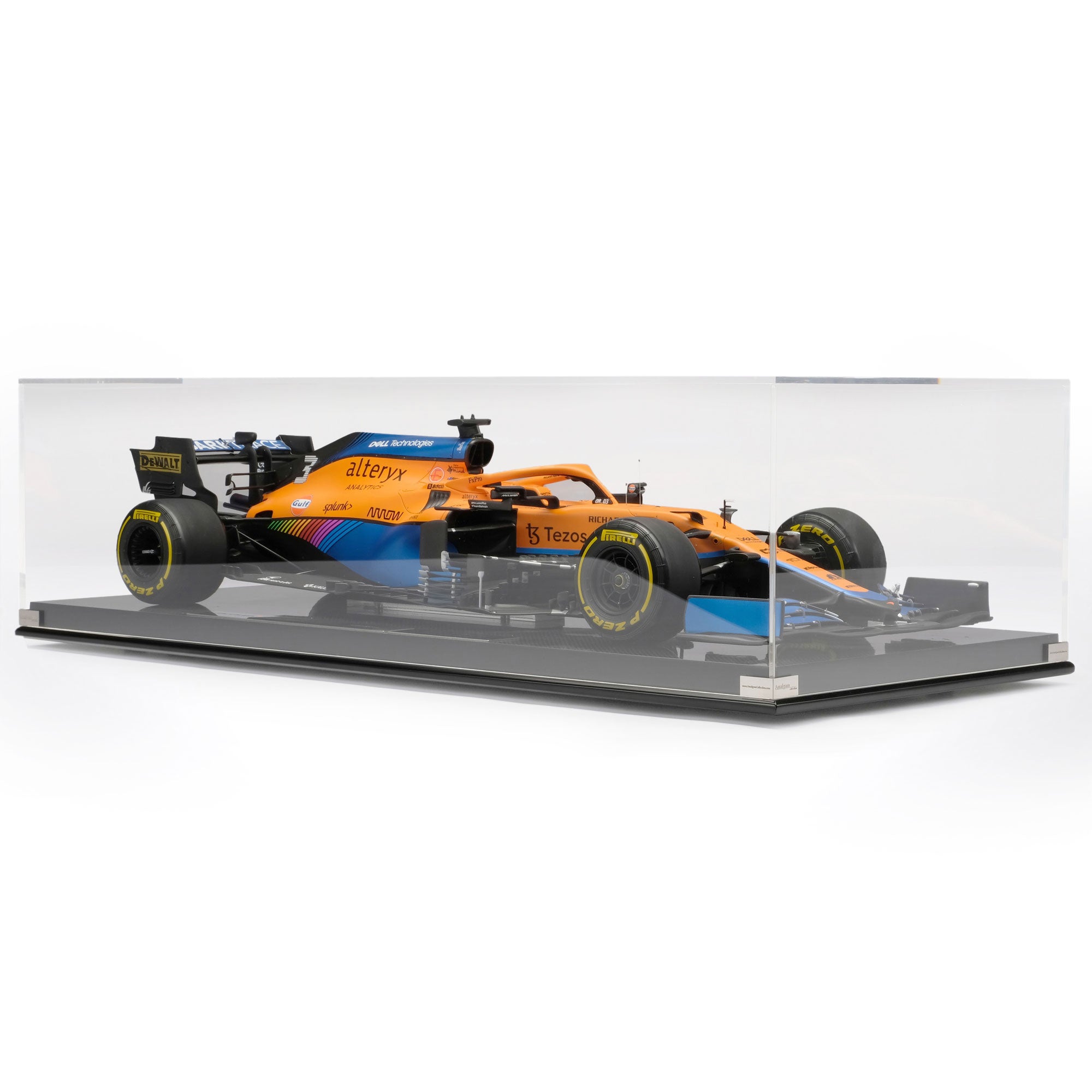 Daniel Ricciardo 2021 McLaren MCL35M 1:8 Scale Model – Italian GP