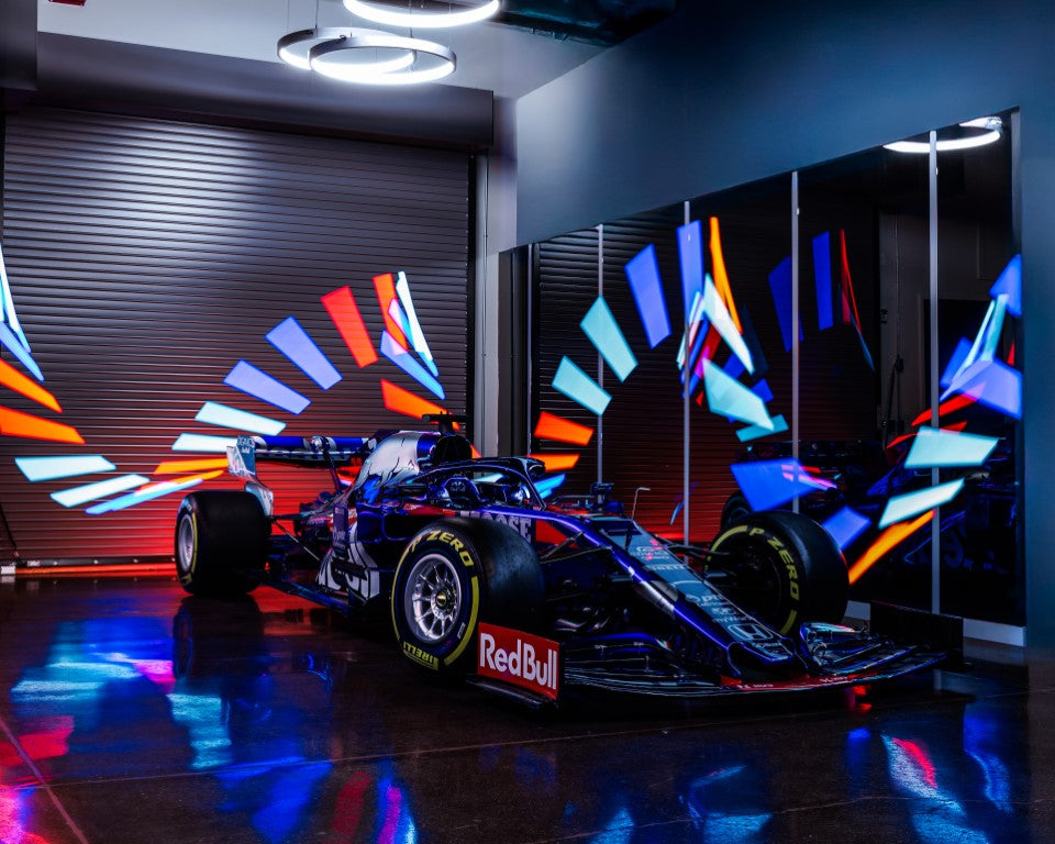 2019 Toro Rosso STR14-04 - F1® P2 Finishing Rolling Chassis