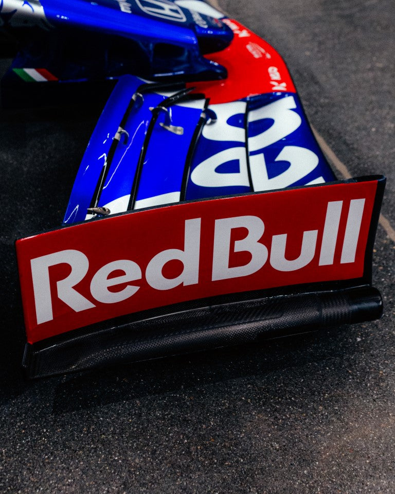 LOT 004 - 2019 Toro Rosso STR14-04 - F1® P2 Finishing Rolling Chassis