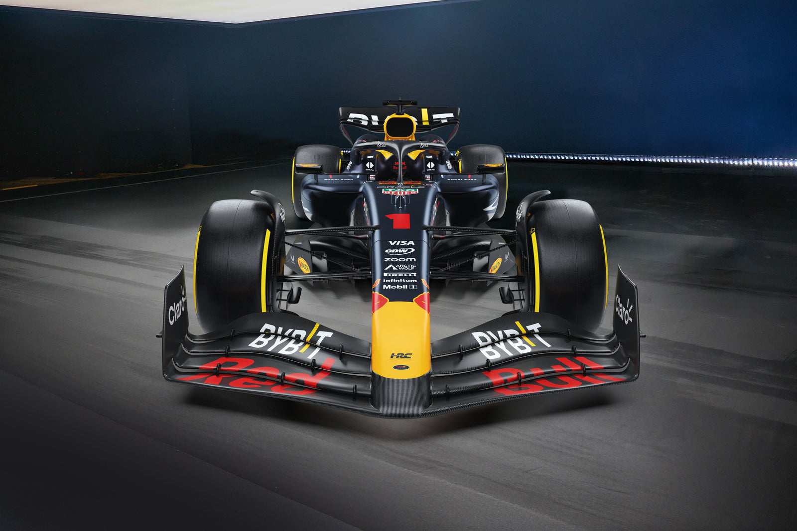 Official Oracle Red Bull Racing 2024 RB20 Show Car