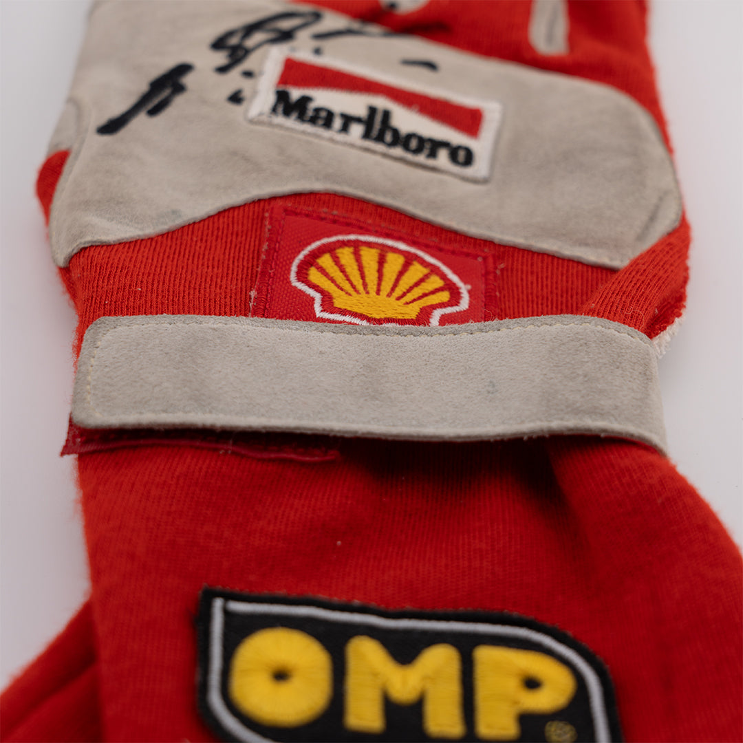 Miami Auction LOT 038- Michael Schumacher 2000 Ferrari Gloves - Used Signed