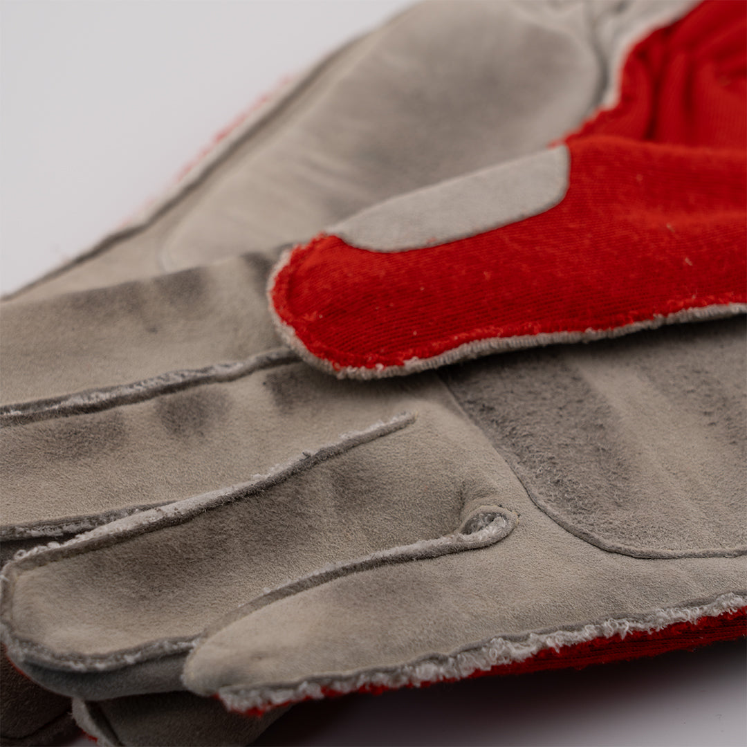 Miami Auction LOT 038- Michael Schumacher 2000 Ferrari Gloves - Used Signed