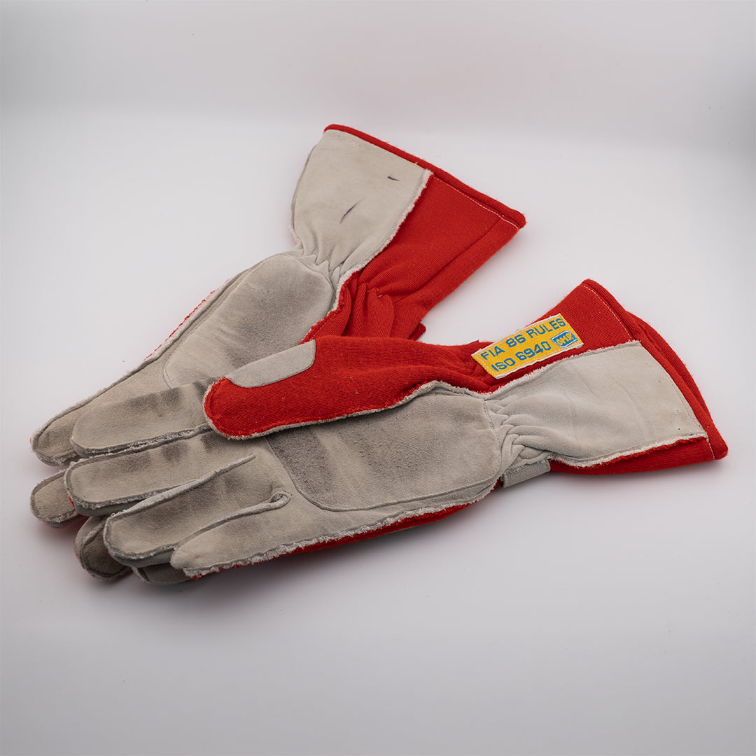 Miami Auction LOT 038- Michael Schumacher 2000 Ferrari Gloves - Used Signed