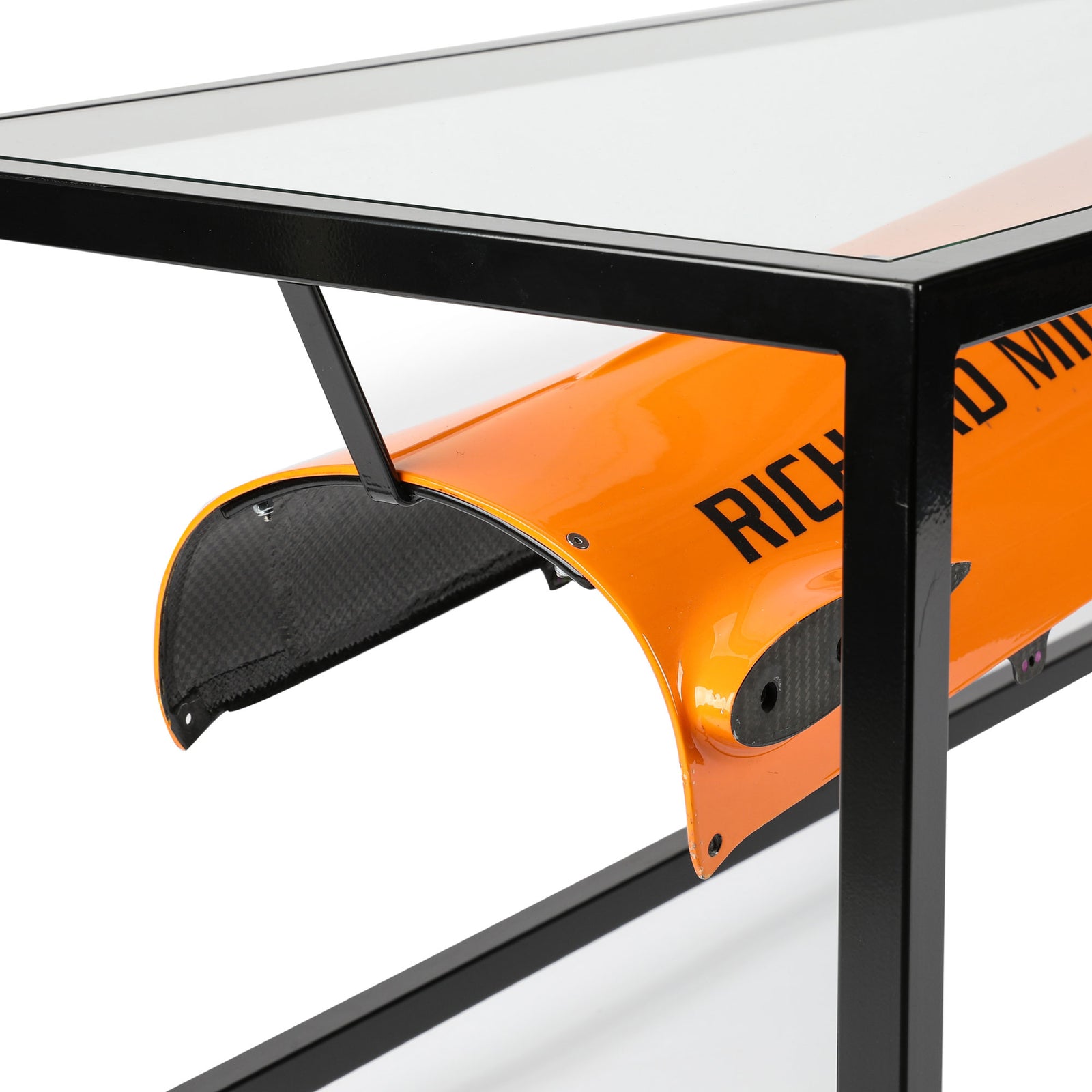 Lando Norris 2019 Mclaren F1 Team Engine Cover Table