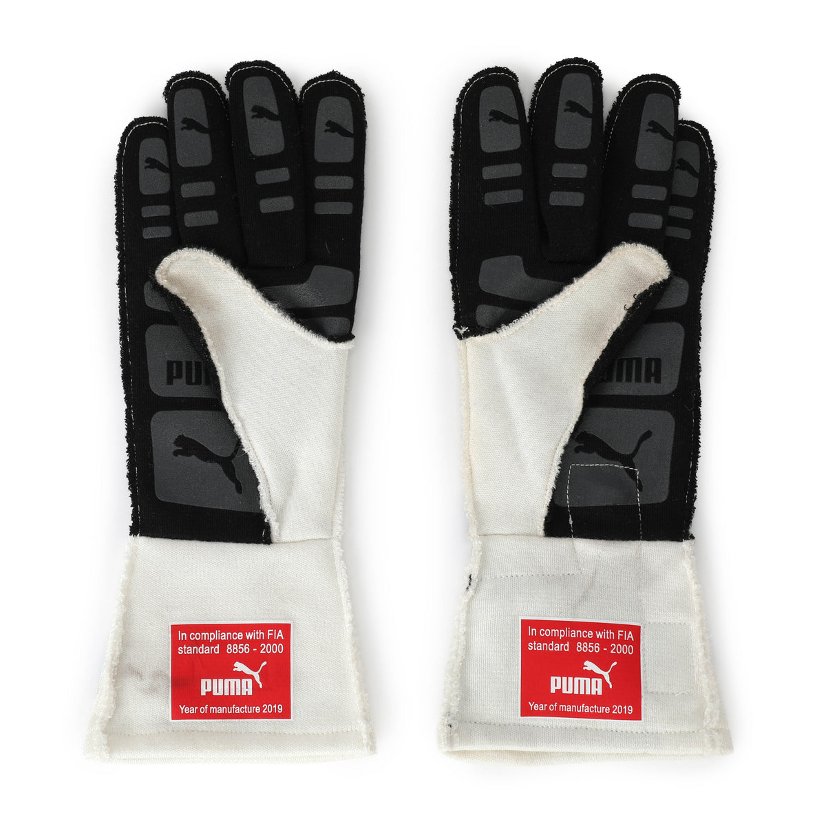 The Austin Auction LOT 015 - Lewis Hamilton 2019 Race Worn Gloves - British GP