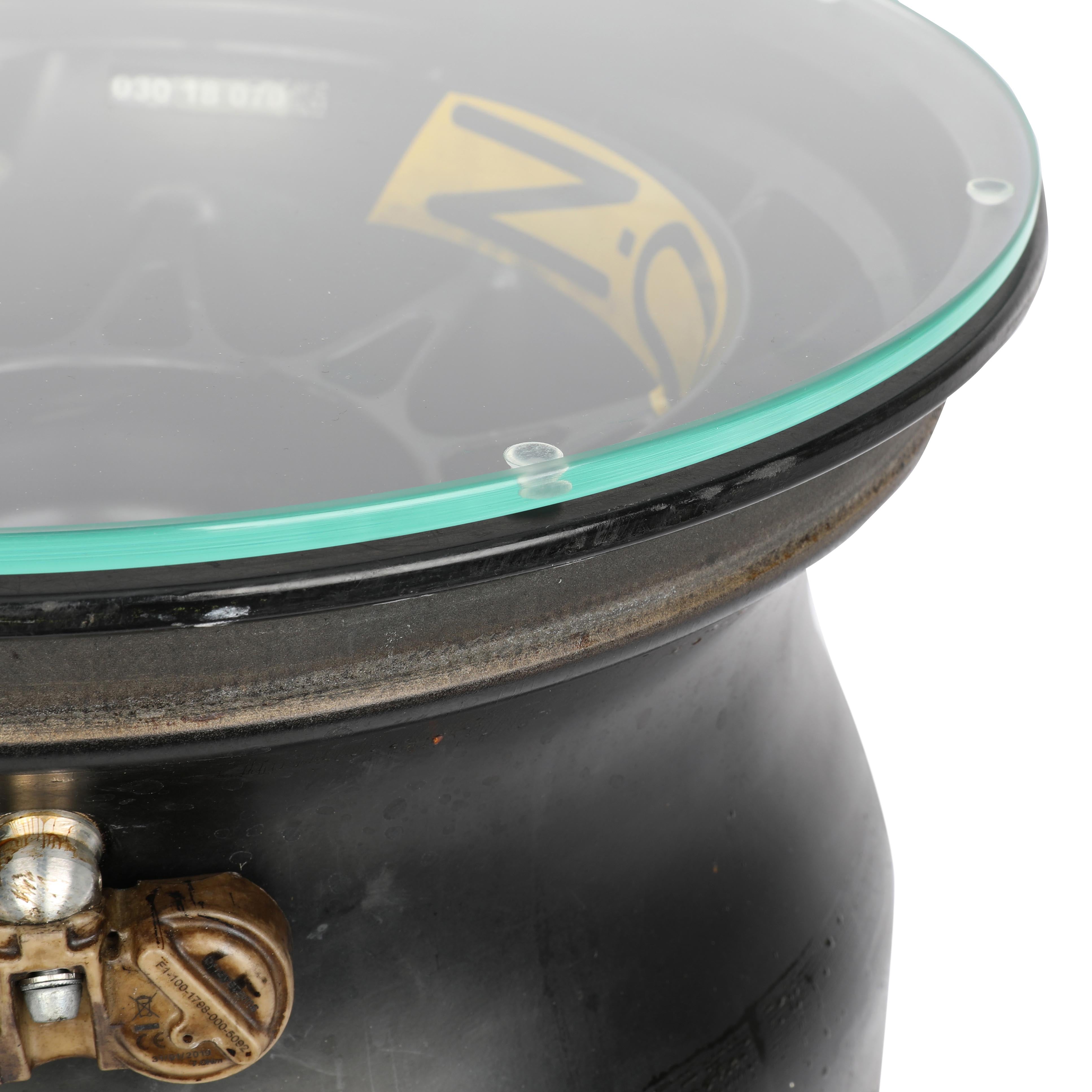 Renault F1 Team 2018 Front Wheel Rim Table