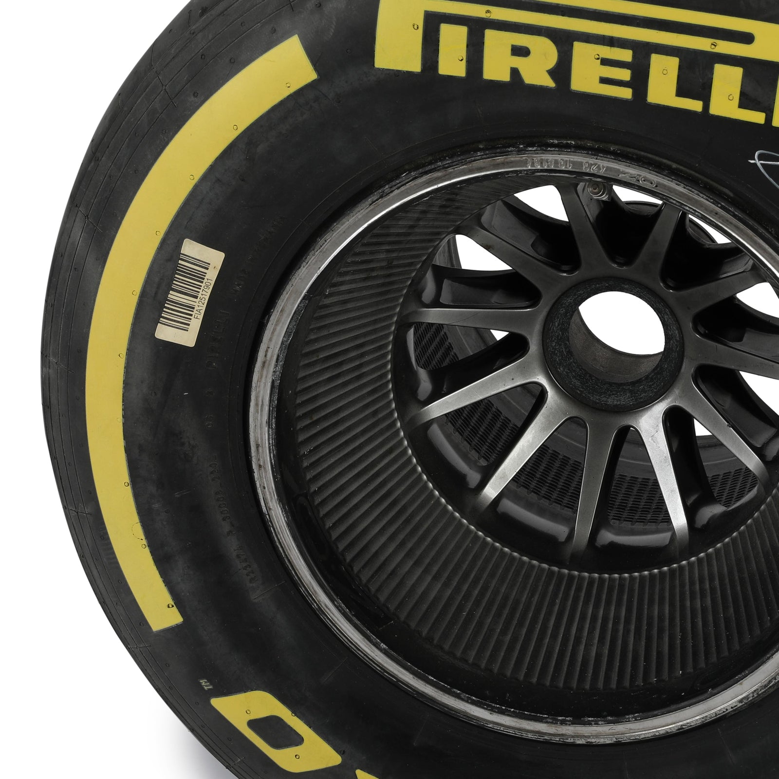 LOT 038 - Max Verstappen 2018 Signed Red Bull Racing Wheel and Tyre