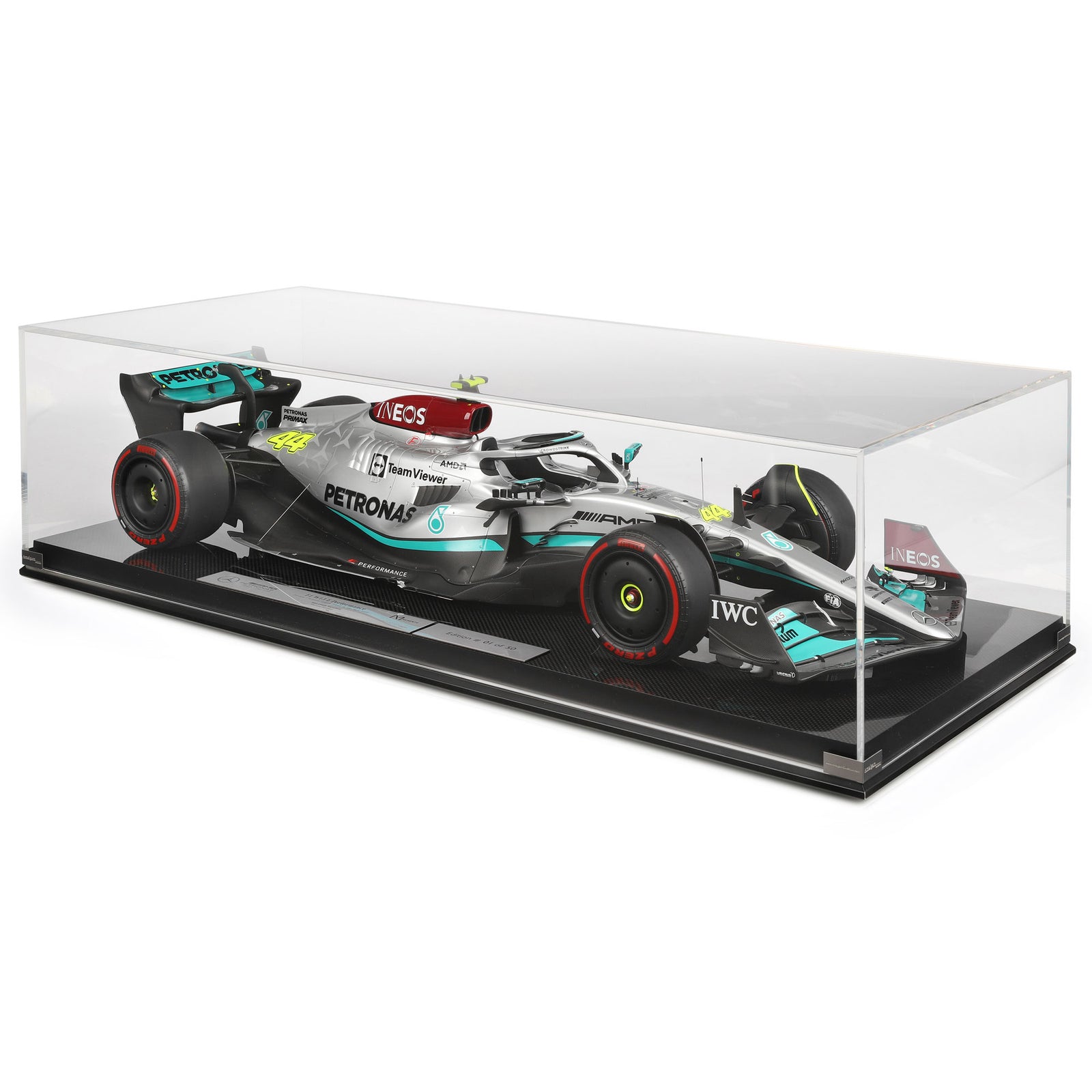 Lewis Hamilton 2022 Mercedes-AMG F1 W13 E Performance 1:8 Scale Model