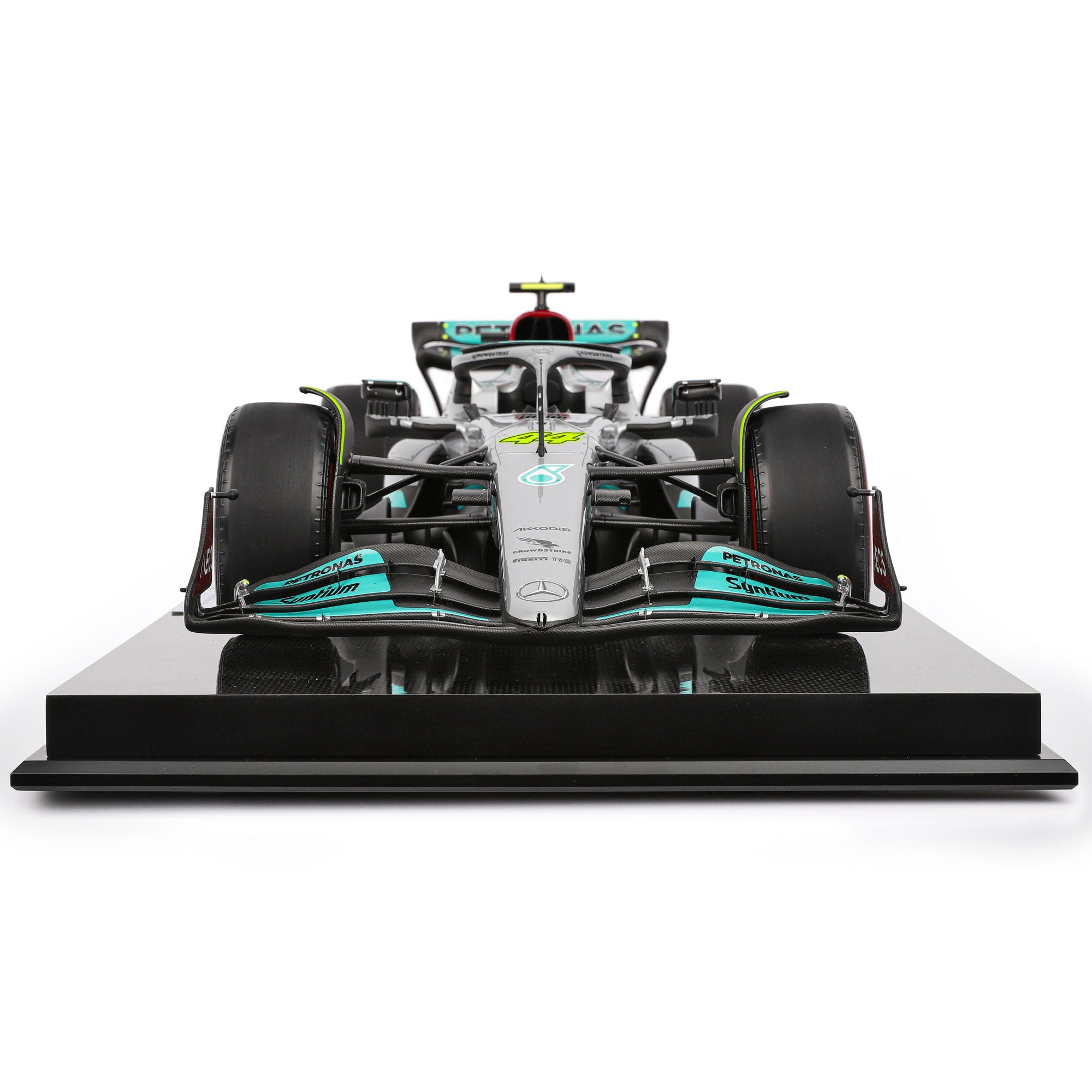 Signed Lewis Hamilton 2022 Sāo Paulo GP Mercedes-AMG F1 W13 E Performance 1:8 Scale Model