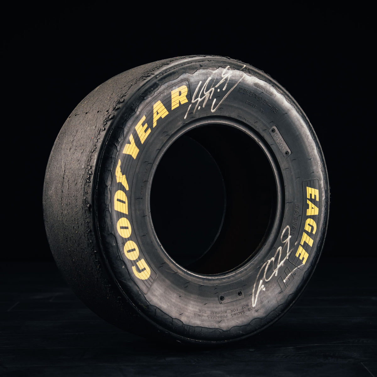 The Austin Auction LOT 044 - Michael Schumacher 1990s Goodyear Eagle F1 Slick Front Tyre - Signed