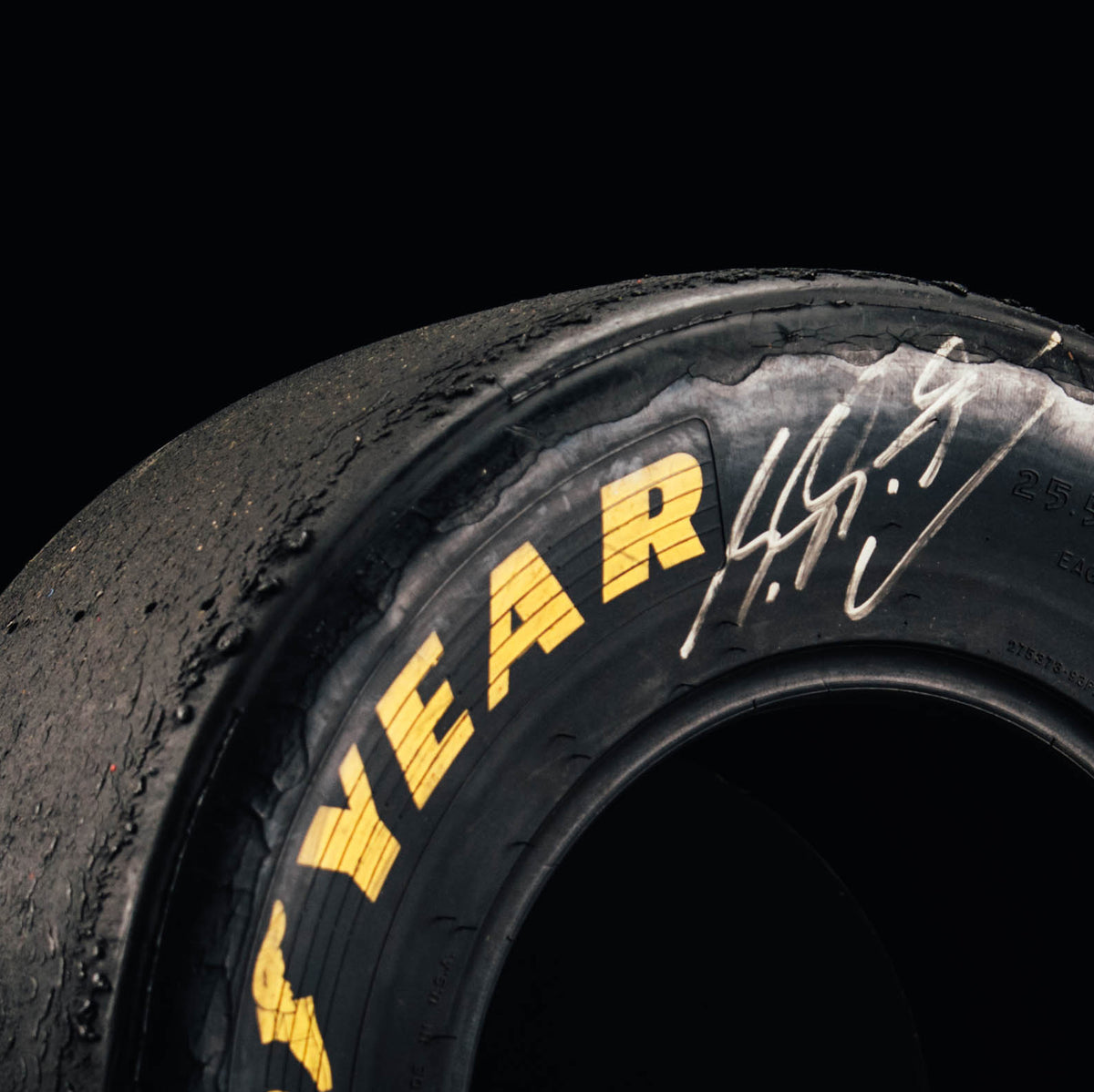 The Austin Auction LOT 044 - Michael Schumacher 1990s Goodyear Eagle F1 Slick Front Tyre - Signed