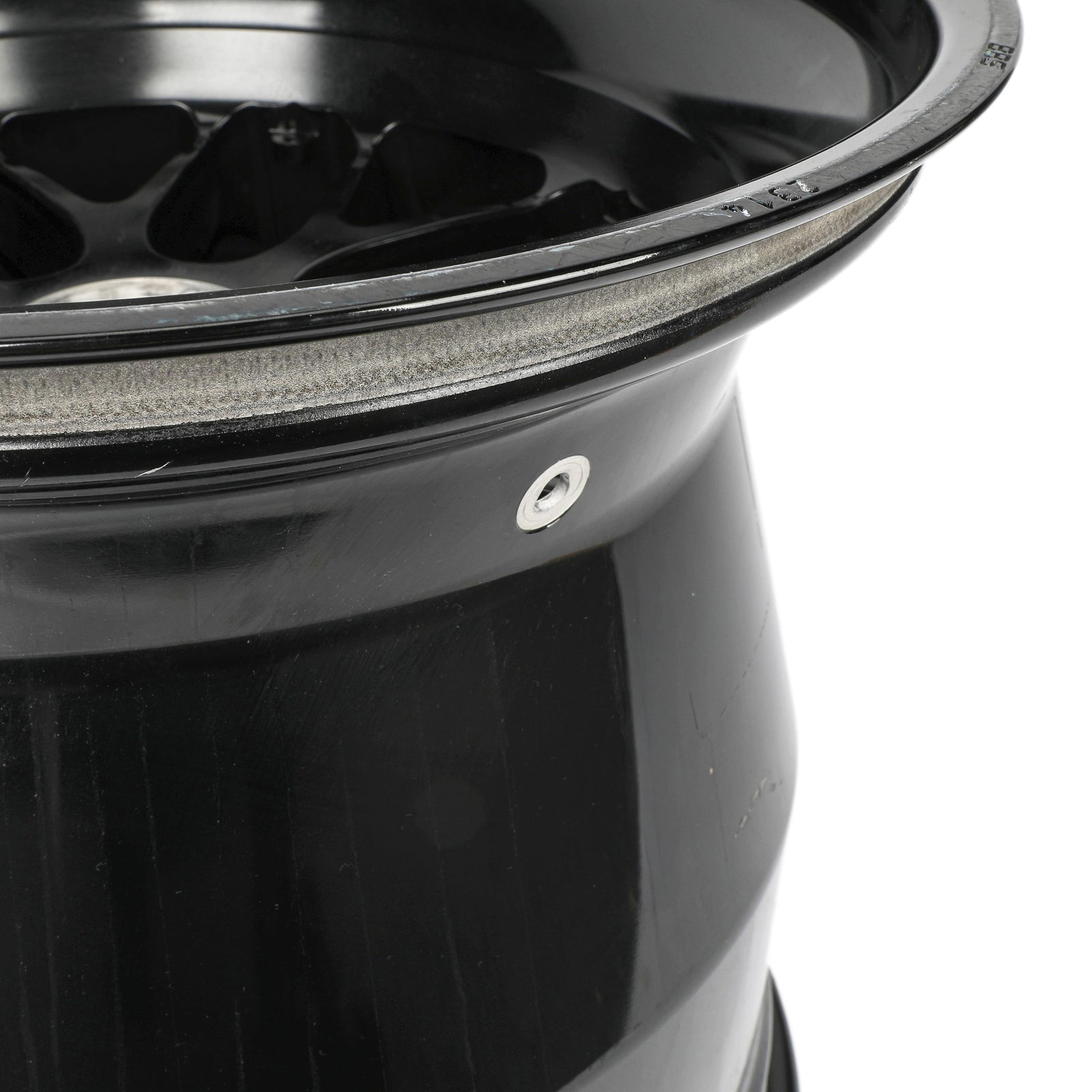 Auction LOT 013 - Oscar Piastri 2024 Race Used McLaren Formula 1 Team Rear Wheel Rim Table - Saudi Arabian GP