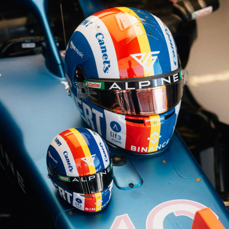 LOT 018 - Pierre Gasly 2023 Signed 1:2 Scale Helmet – United States GP