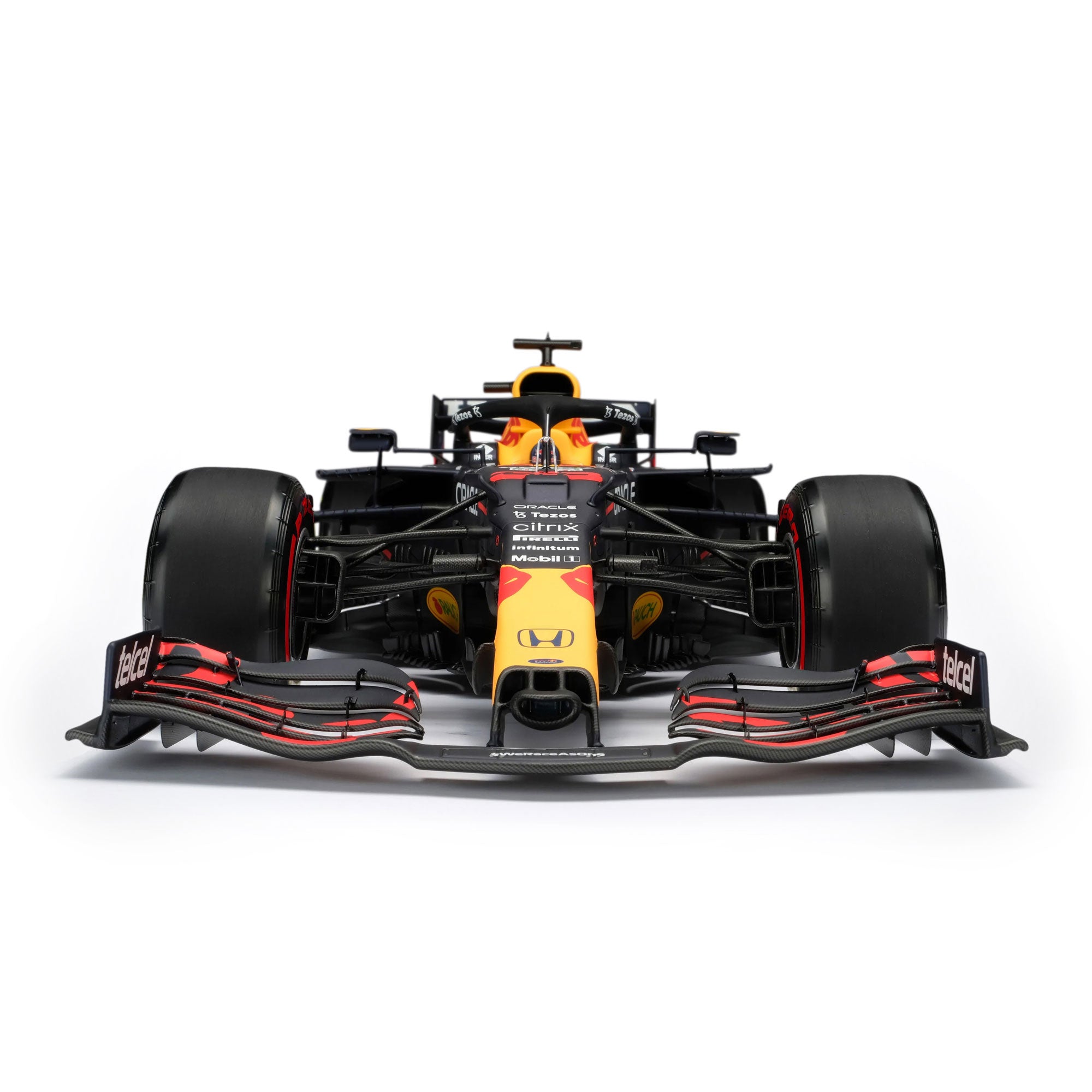 Max Verstappen 2021 Oracle Red Bull Racing RB16B 1:8 Scale Model – Abu Dhabi GP