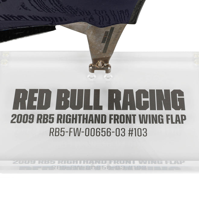 Authentic Red Bull Racing 2009 RB5 used right-hand front wing flap, genuine Formula 1 race-used bodywork presented for collector display