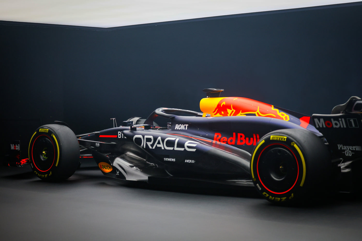 Official Oracle Red Bull Racing 2024 RB20 Show Car
