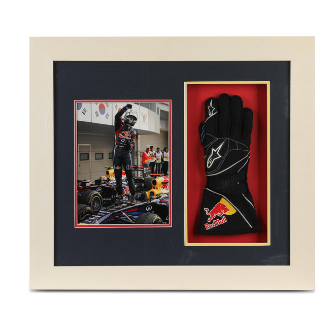 Sebastian Vettel 2011 Red Bull Racing Signed Race Used Glove - Korean GP