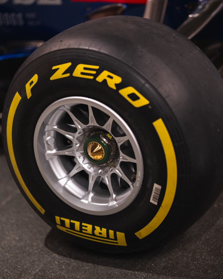 LOT 004 - 2019 Toro Rosso STR14-04 - F1® P2 Finishing Rolling Chassis