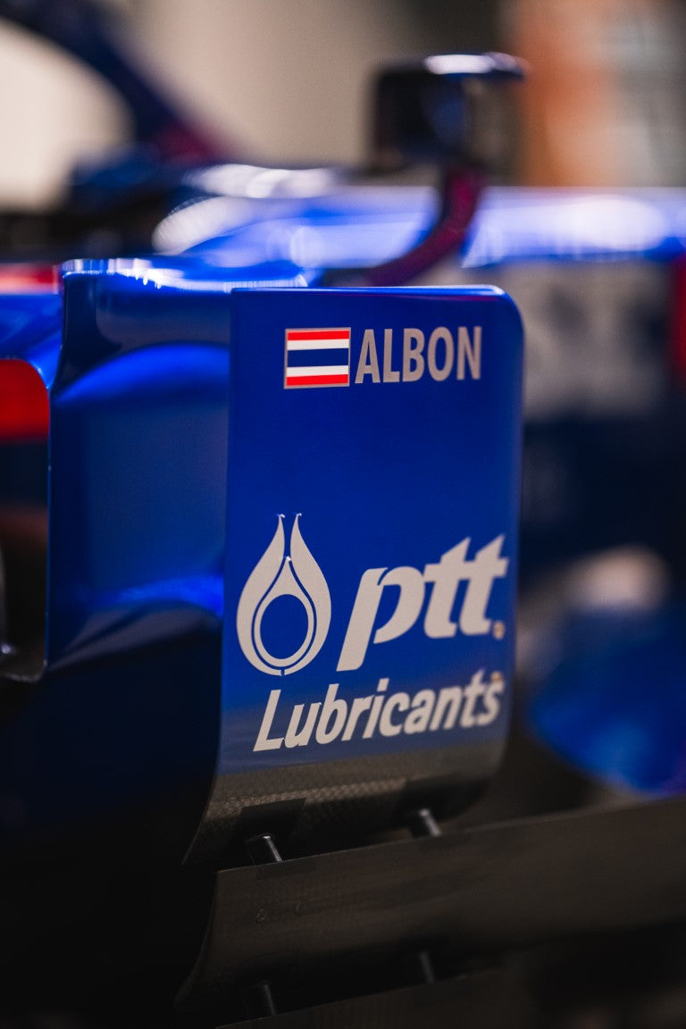 LOT 004 - 2019 Toro Rosso STR14-04 - F1® P2 Finishing Rolling Chassis
