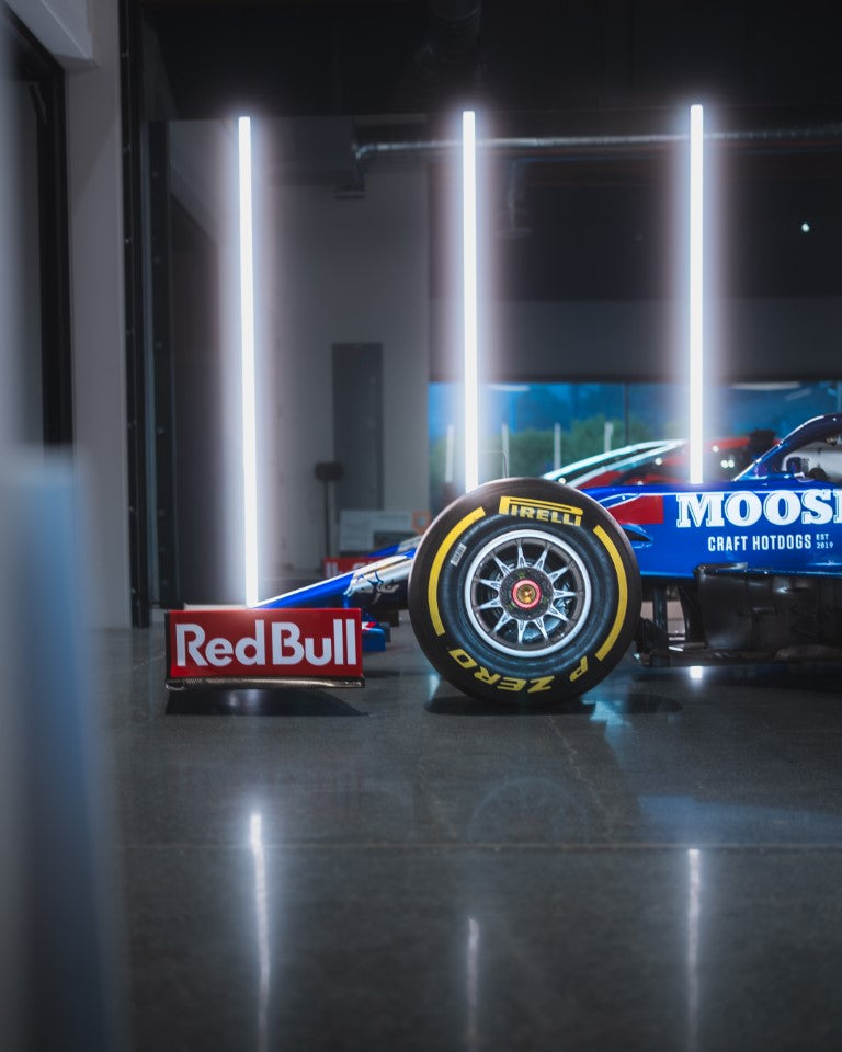 LOT 004 - 2019 Toro Rosso STR14-04 - F1® P2 Finishing Rolling Chassis