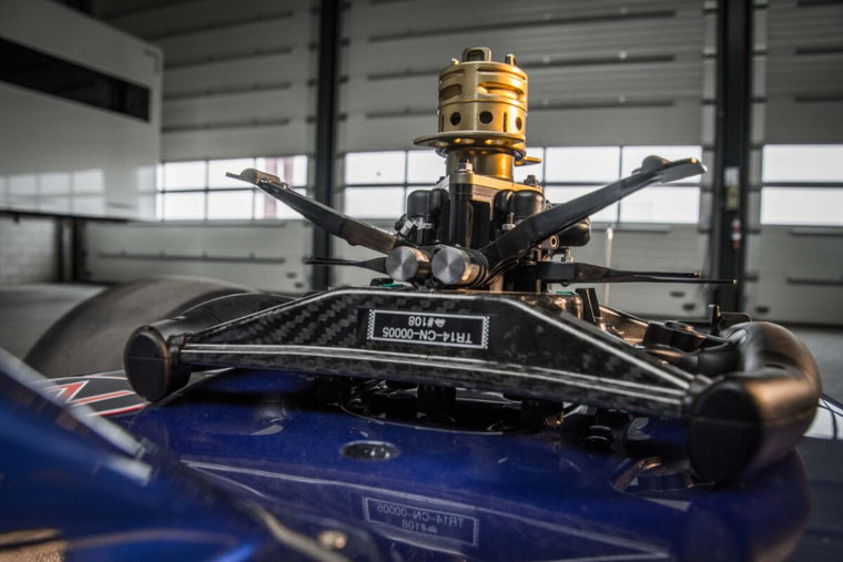 Authentic Toro Rosso STR14-04 Formula 1 rolling chassis with P2 finish from the 2019 season, collector display