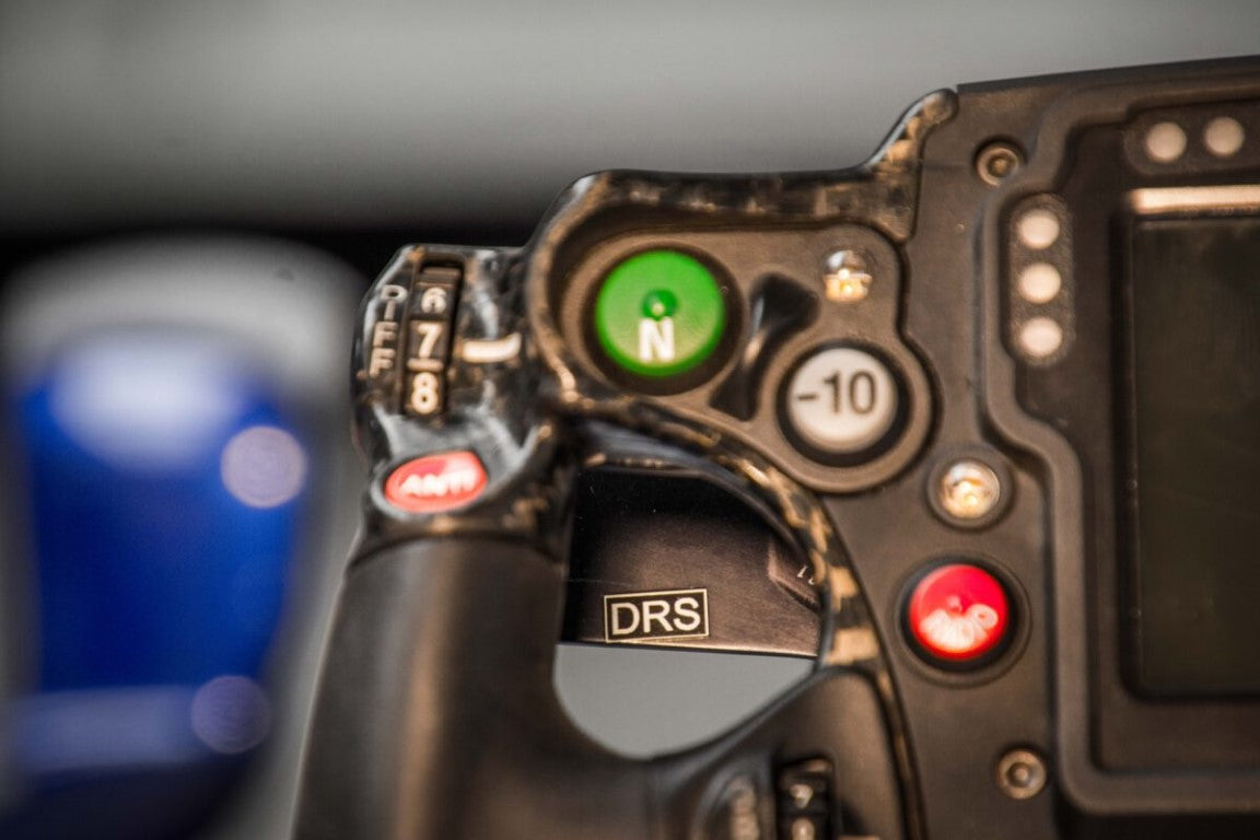 LOT 004 - 2019 Toro Rosso STR14-04 - F1® P2 Finishing Rolling Chassis