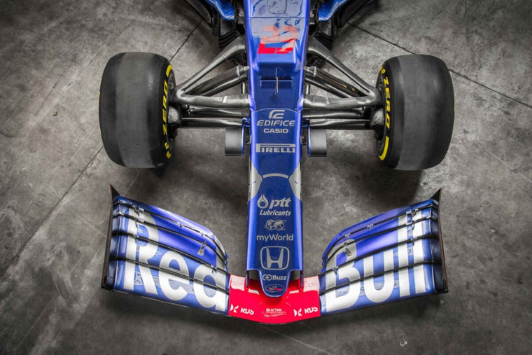 Authentic Formula 1 Toro Rosso STR14-04 2019 rolling chassis with P2 finishing, motorsport memorabilia