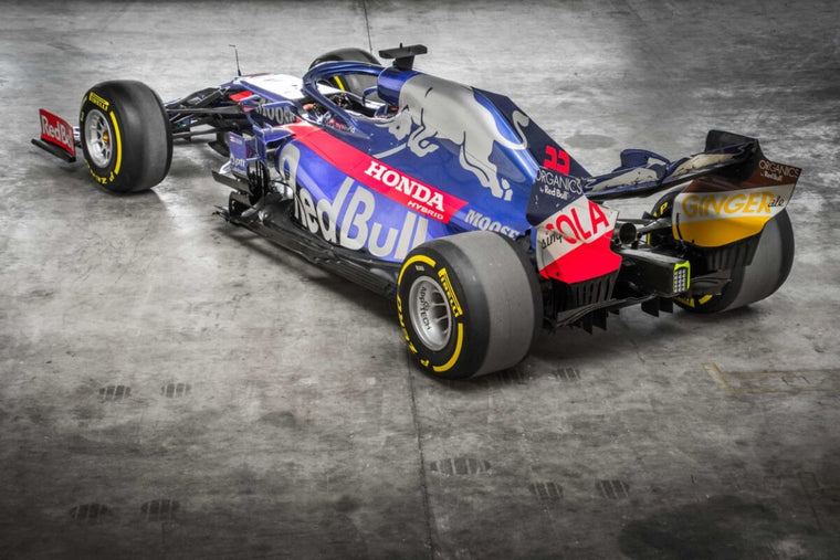 Authentic Toro Rosso STR14-04 2019 rolling chassis, Formula 1 P2 finishing engineering collectible for enthusiasts