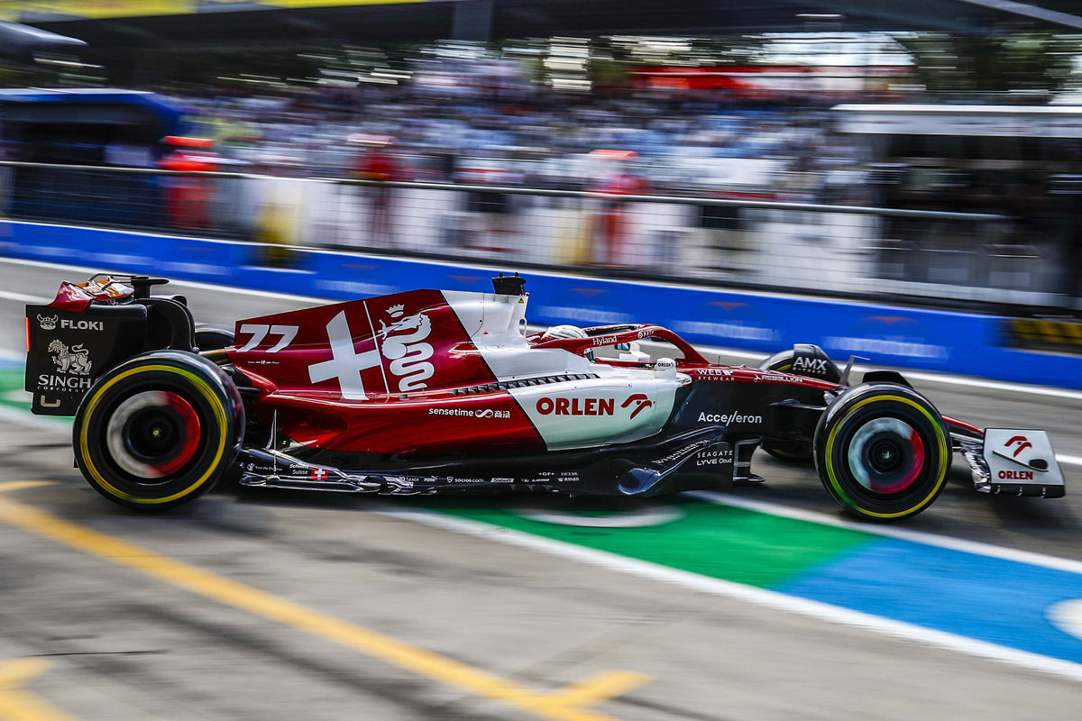 2022 Alfa Romeo C42 full-size Formula 1 show car with Italian Grand Prix livery, premium collector display and exhibition piece