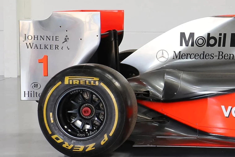 McLaren MP4-24 2009 Formula 1 show car, full-size display vehicle for collectors, motorsport exhibitions and premium showroom display