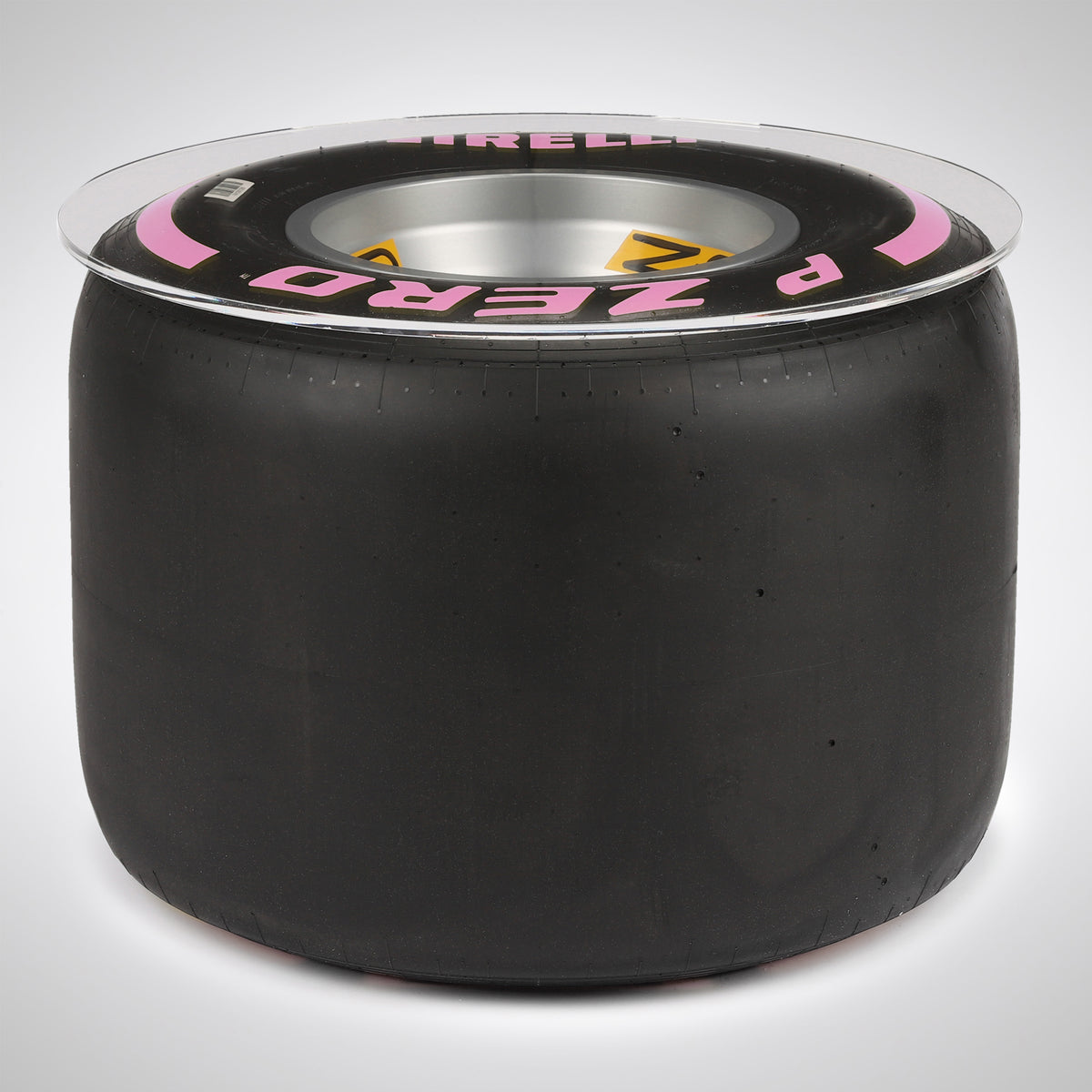 Pirelli 2018 Wheel Rim & Tyre Table - Pink Hypersoft Compound