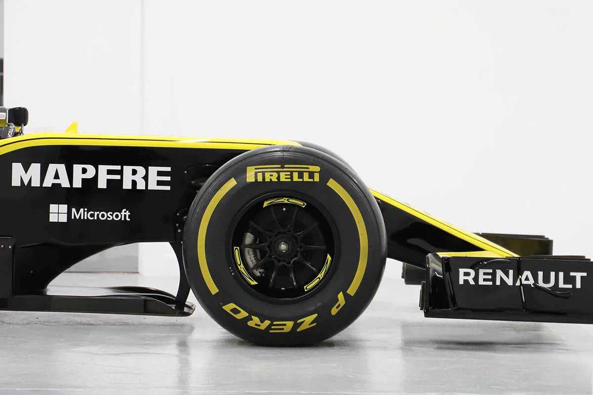 2019 Renault F1 Team R.S.19 Official Ex-Race Car Build